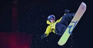 罗伊·哈勒戴在费城人投出完全比赛，该赛季其统治力达到职业生涯最高点